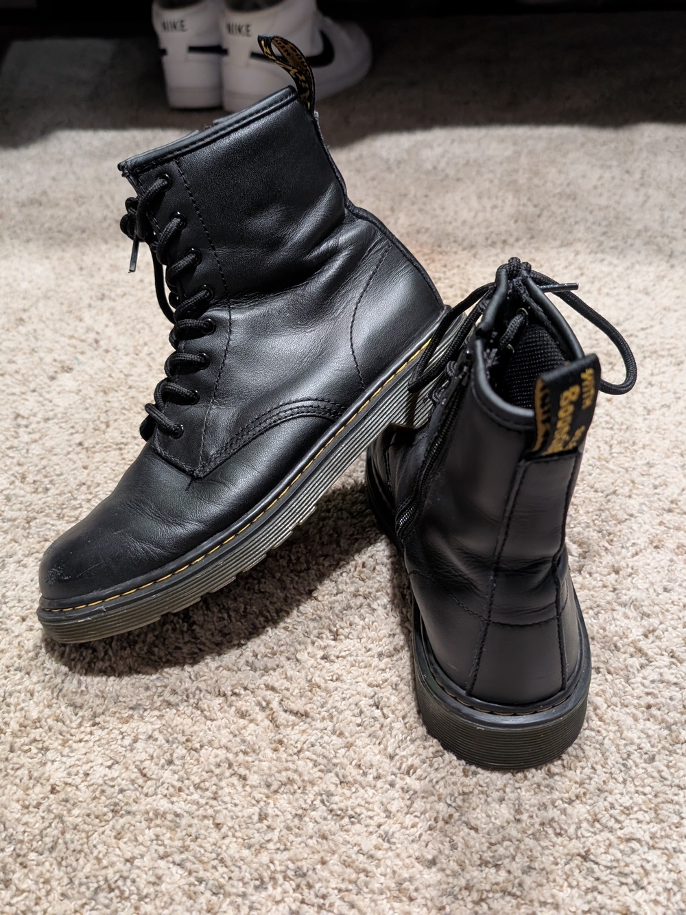 Dr. Martens Women's/Mens Combat Black Leather Lace-Up Boots